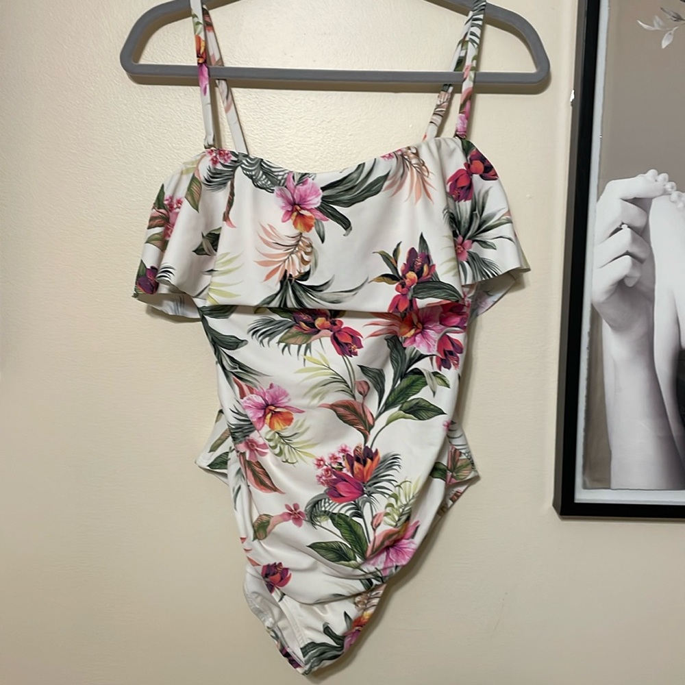 Kona Sol One Piece Swimsuit